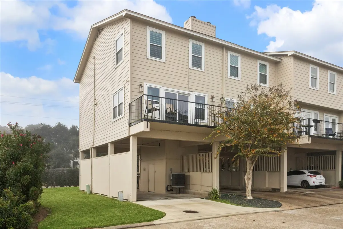 1900 Lakeside Drive, Seabrook, TX 77586 - Image #1