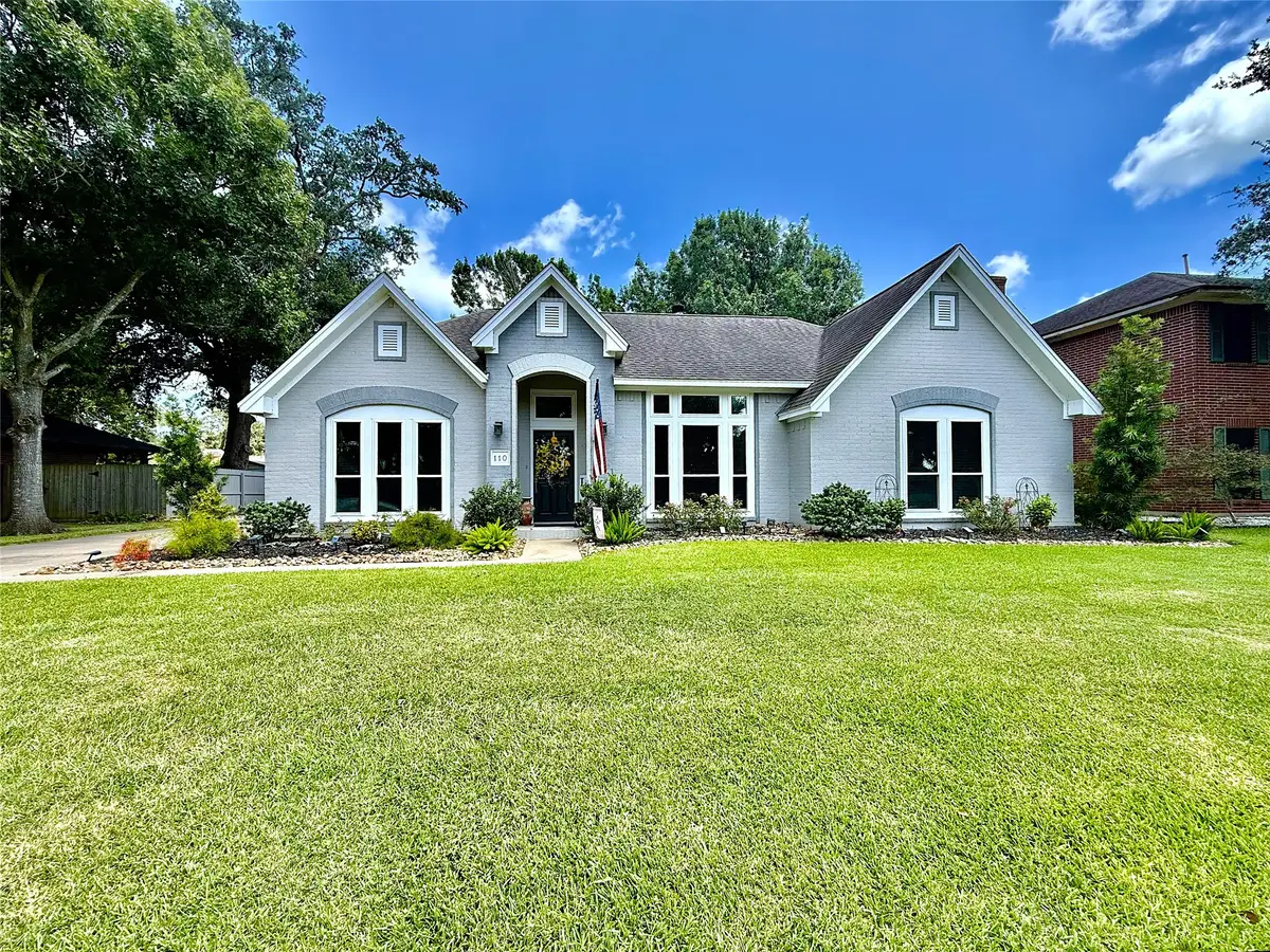 110 Portulaca Street, Lake Jackson, TX 77566 - #1