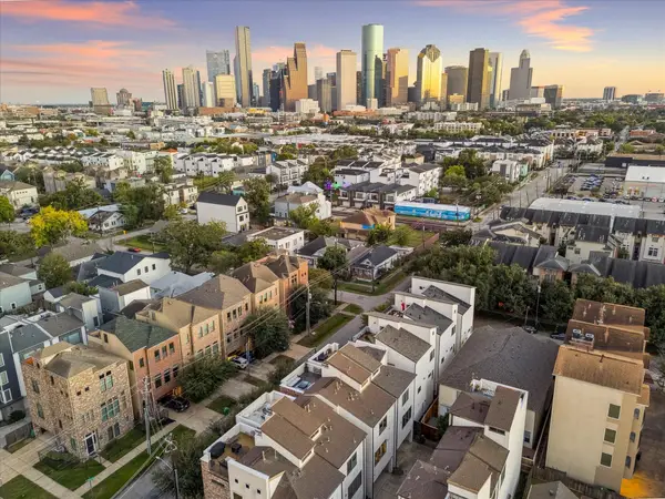 1717 Silver Street, Houston, TX 77007