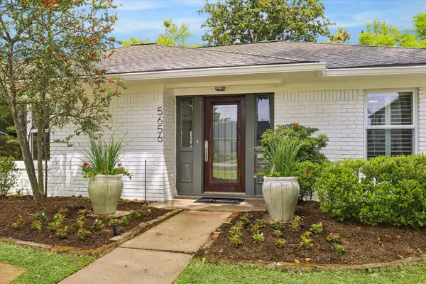 5656 Piping Rock Lane, Houston, TX 77056