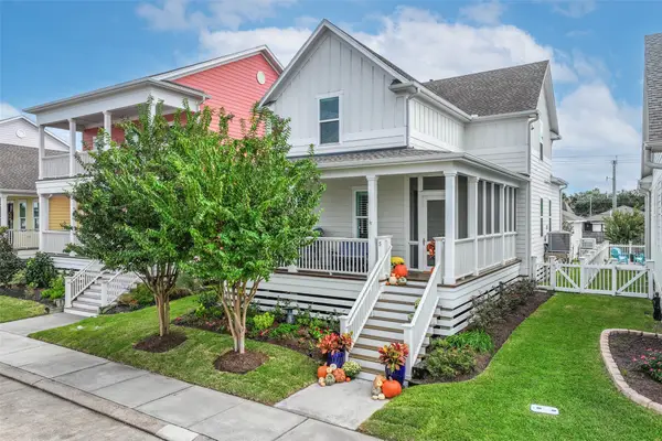 5 Duval Street, Galveston, TX 77554