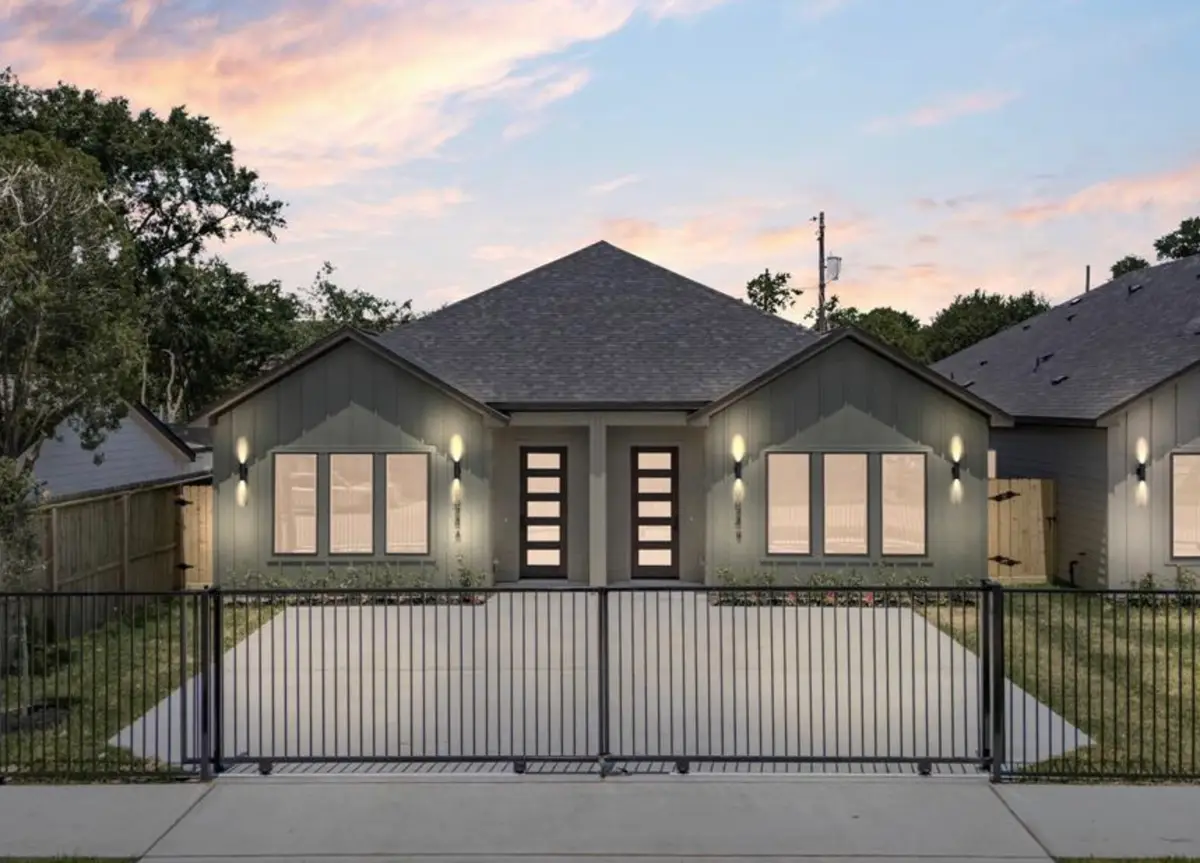 6624 Saint Augustine Street #B, Houston, TX 77021 - #1