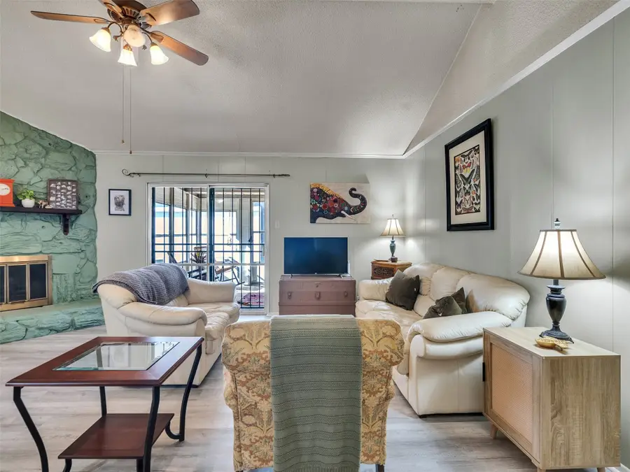 231 San Fernando Drive, Houston, TX 77060 - Image #3