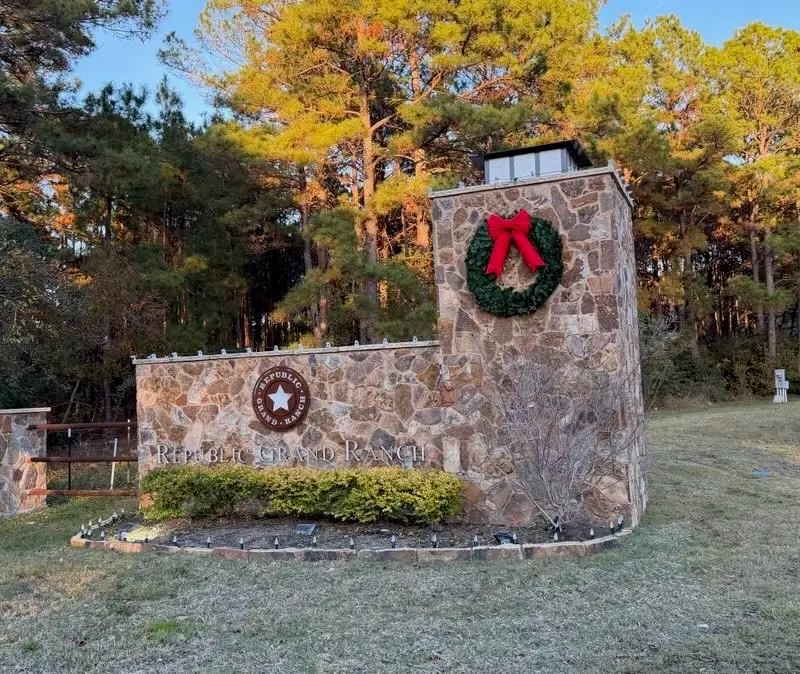 15880 Wooded Trail Way, Willis, TX 77378 - Image #1