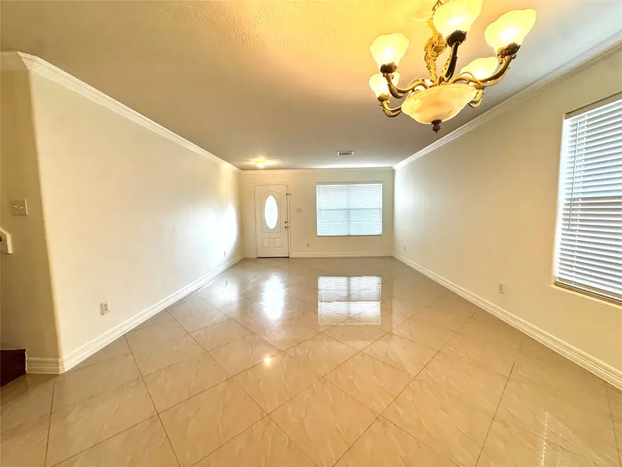 8831 Stratfield Lane, Houston, TX 77075 - #2