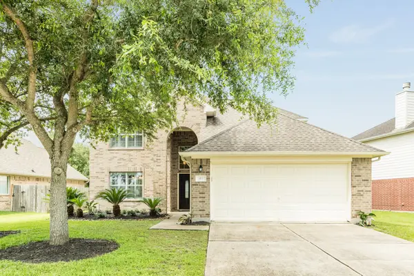 413 Sun River Lane, League City, TX 77539