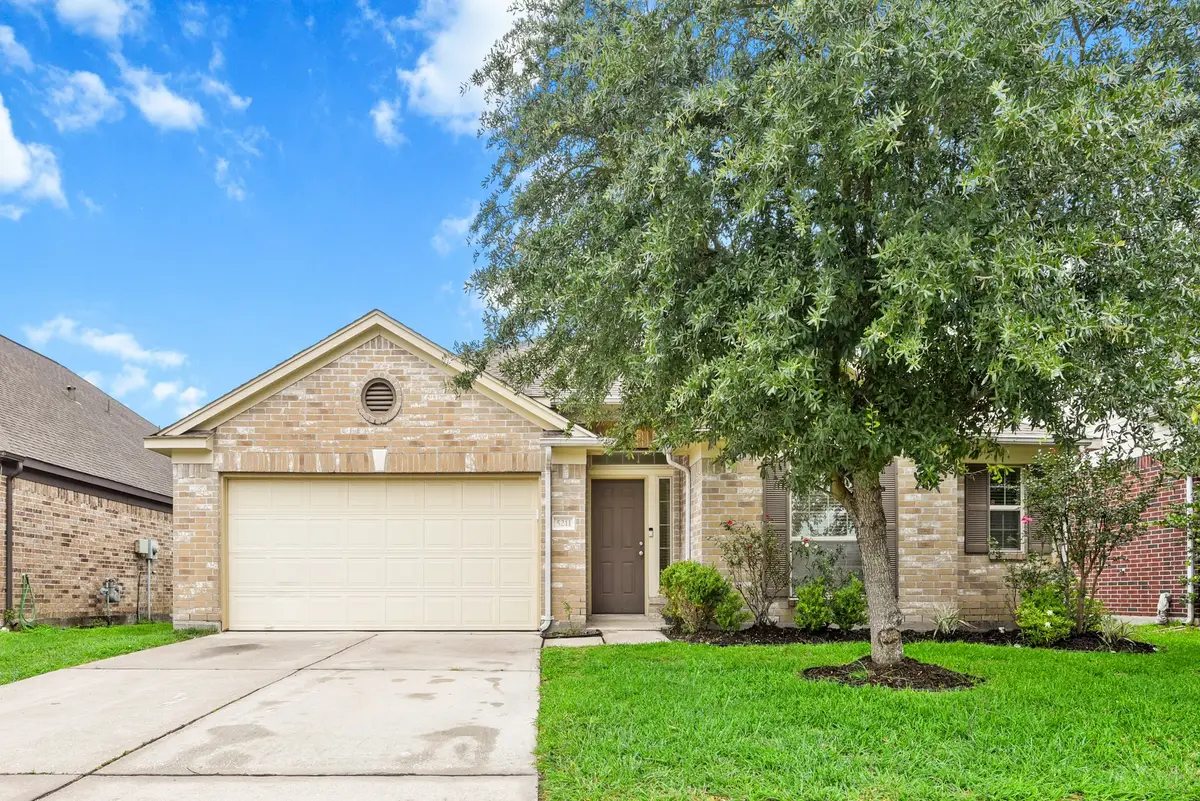 5211 Cayenne Lane, Baytown, TX 77521 - #1