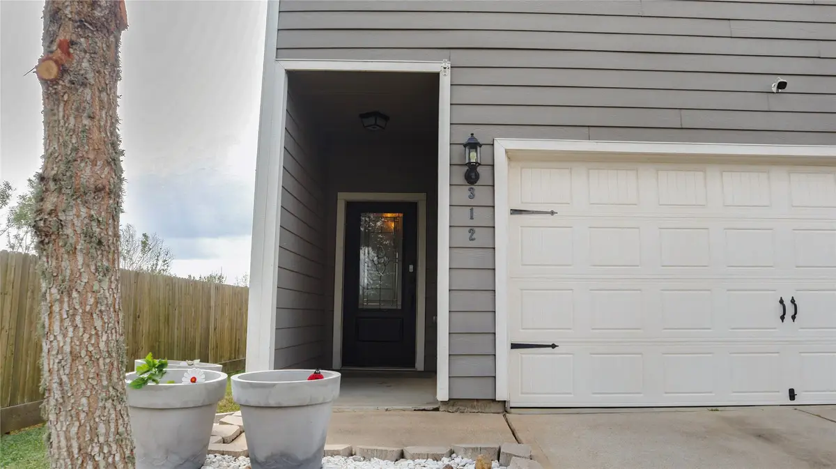 312 Driftwood Grove Lane, Brookshire, TX 77423 - #1