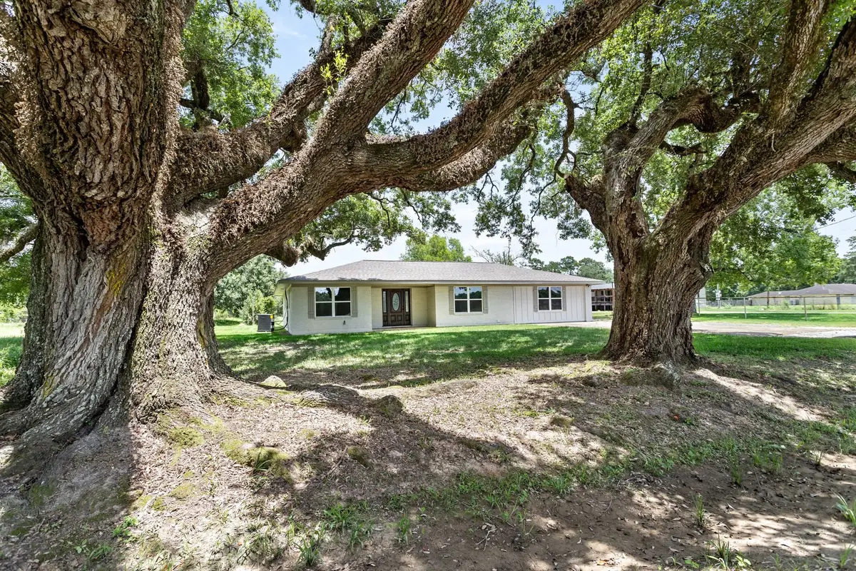 1145 Cuniff, Sour Lake, TX 77659 - #1