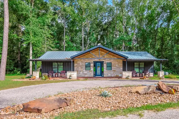 6409 Medley Road, New Waverly, TX 77358