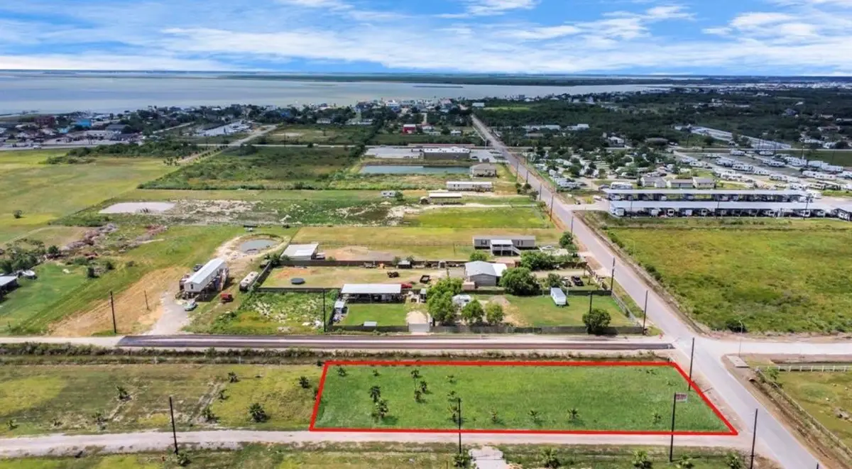 6 Cindy Palmer Lane, Dickinson, TX 77539 - #1