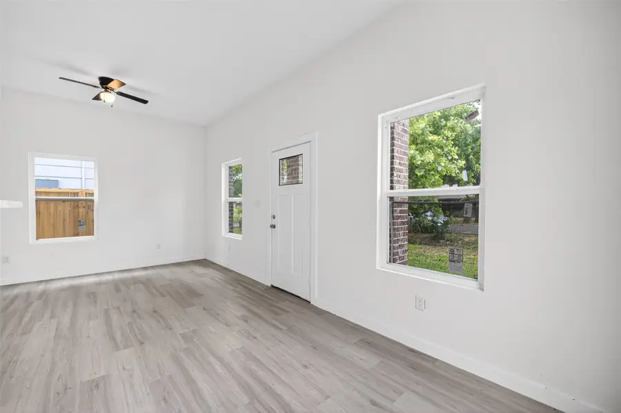 9009 Hilda Street, Houston, TX 77033 - #2