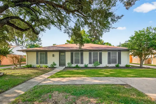 5731 Willowbend Boulevard, Houston, TX 77096