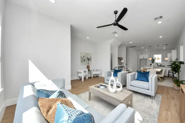 4812 Cochran Street, Houston, TX 77009
