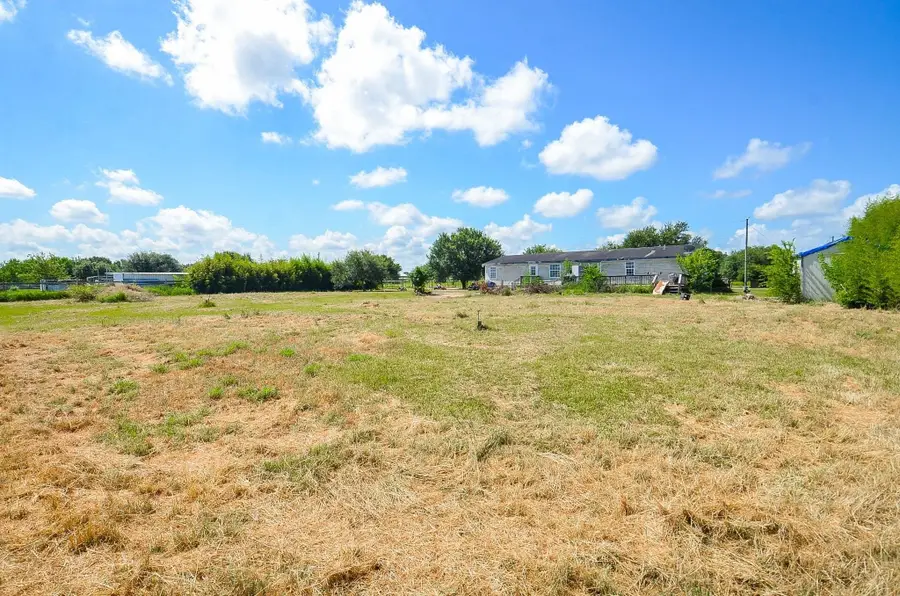 238 Boone Circle, East Bernard, TX 77435 - #2