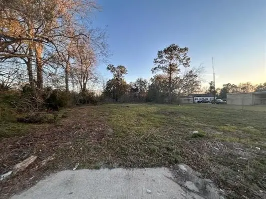 6245 Highway 105, Beaumont, TX 77708 - #1
