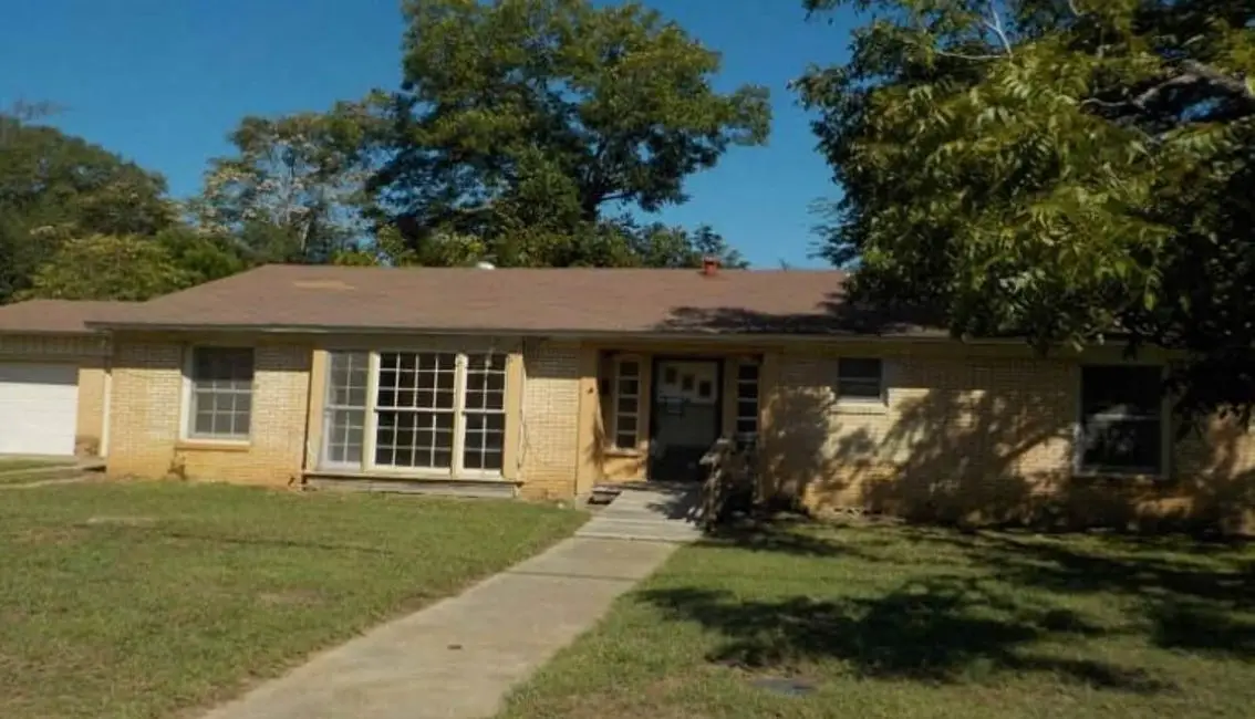 812 Tyler Street, Jacksonville, TX 75766 - Image #1