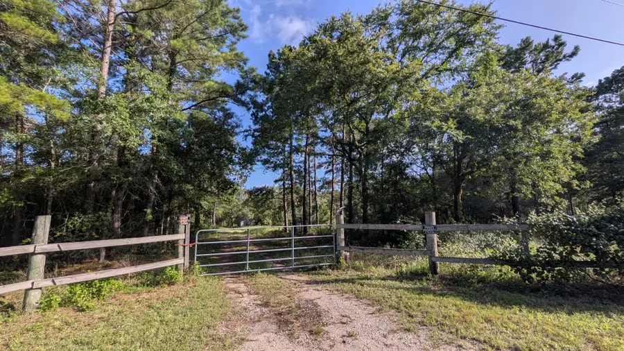 3948 Dogwood Trail, Navasota, TX 77868 - #3