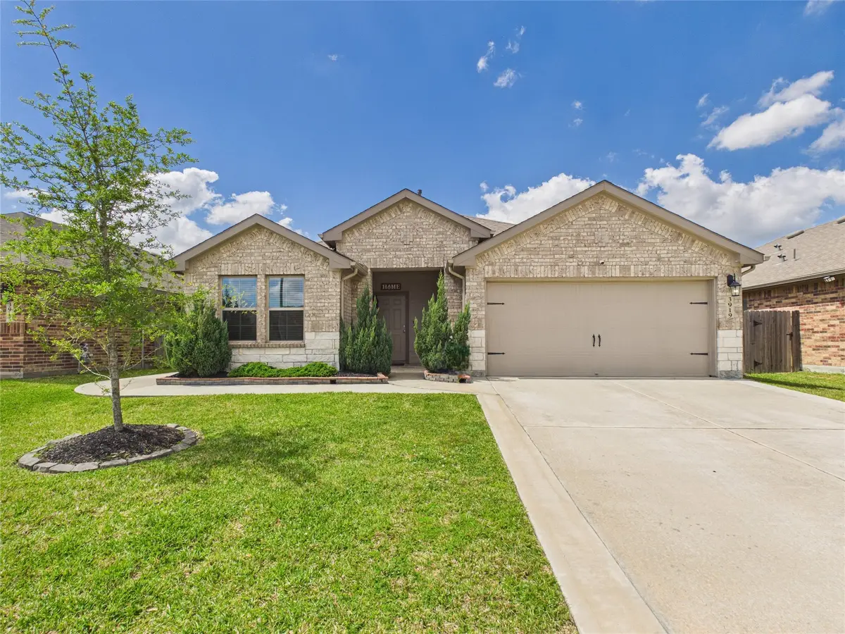 3919 Hawaiian Court, Baytown, TX 77521 - #1