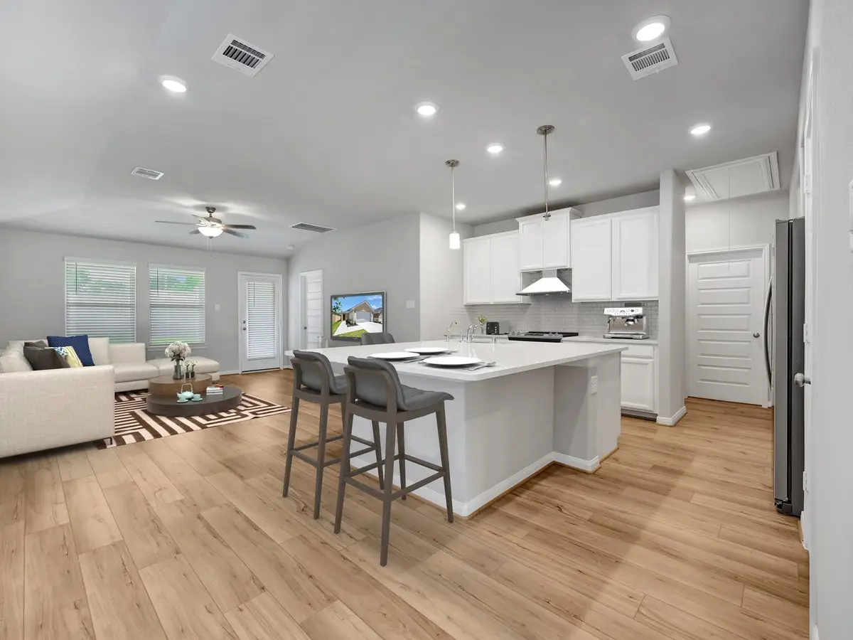 18717 Timber Glen Drive, Montgomery, TX 77316 - Image #1