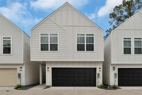 5721 White Magnolia Street, Houston, TX 77091