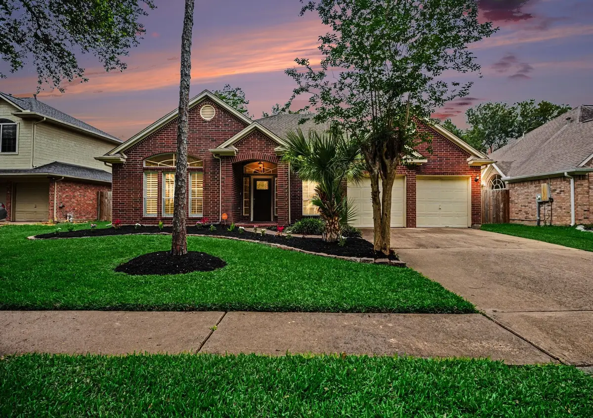115 Island Breeze Circle, League City, TX 77573 - #1