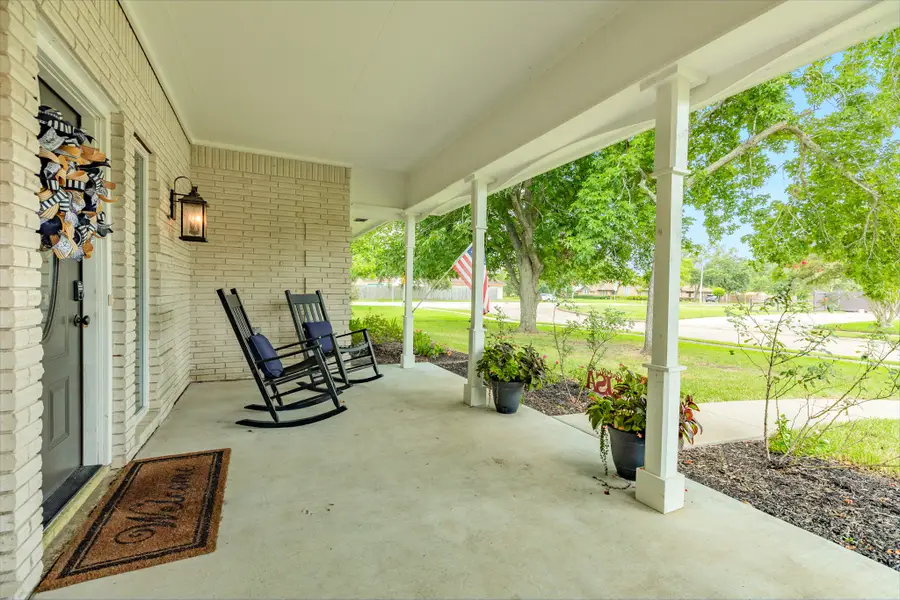 102 Buttercup Street, Lake Jackson, TX 77566 - #3