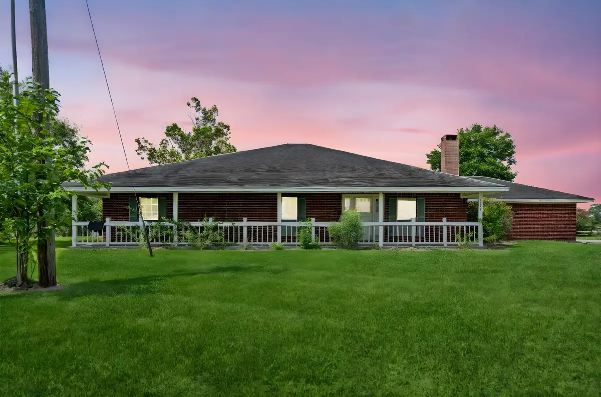 35891 Hwy 365, Nome, TX 77629 - #1