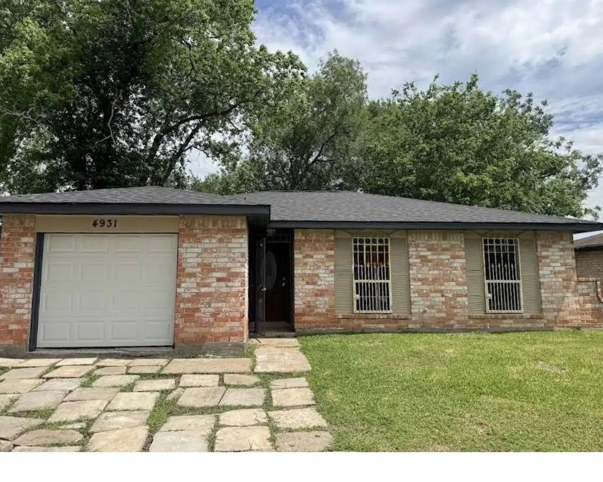 4931 E Ridge Creek Drive, Houston, TX 77053 - #1