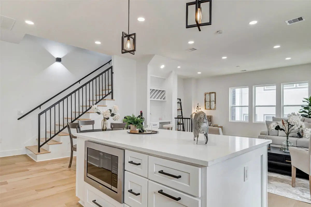 407 Grove Street #B, Houston, TX 77020 - Image #1