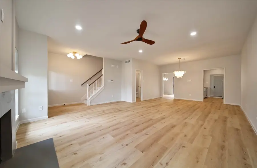 800 Country Place Drive #302, Houston, TX 77079 - #2