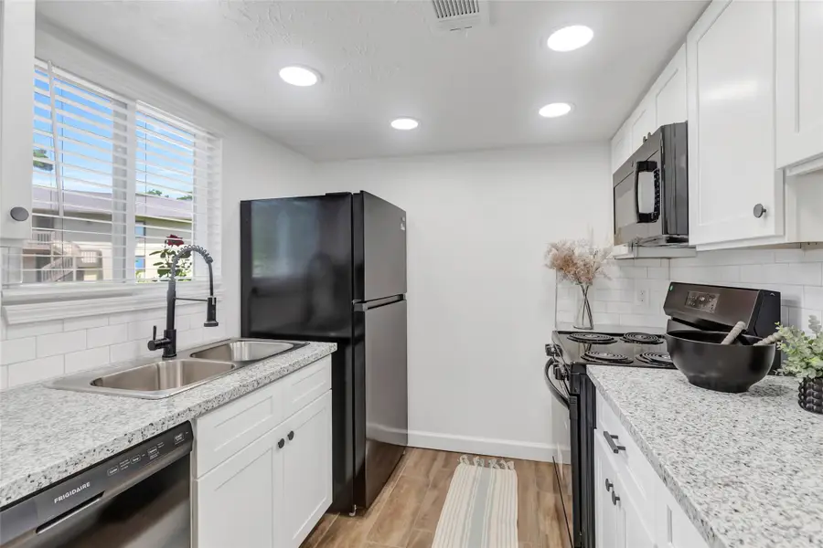 1500 S Diamondhead Boulevard #123, Crosby, TX 77532 - #2
