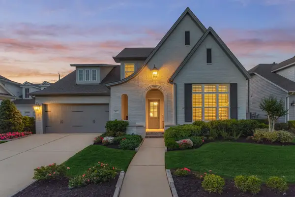 87 W Sawyer Ridge Drive, The Woodlands, TX 77389