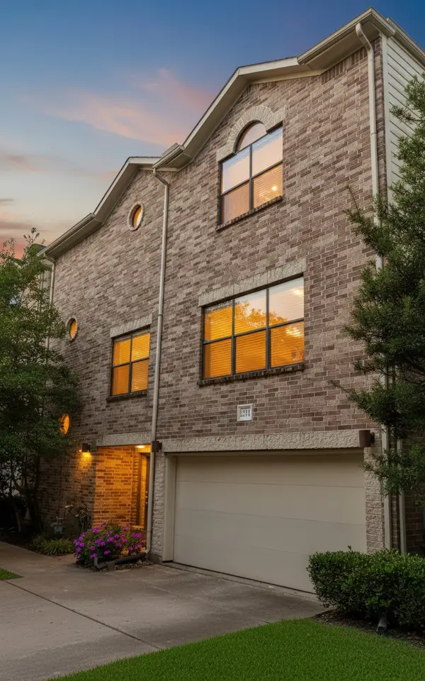 223 W 26th Street #E, Houston, TX 77008