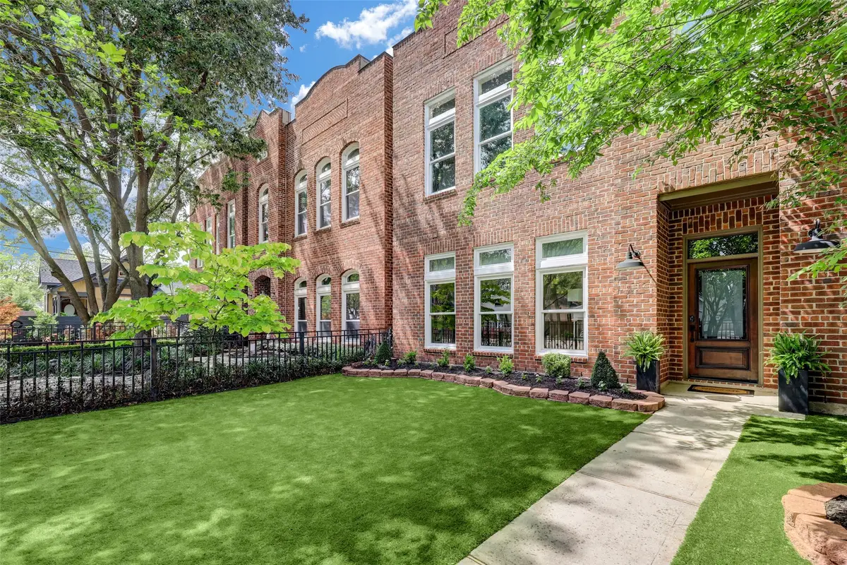 517 E 11th Street, Houston, TX 77008 - #1