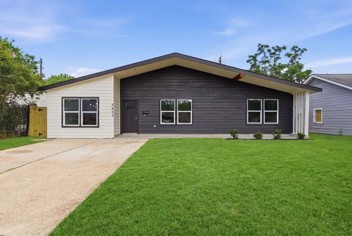 5603 Rue Street, Houston, TX 77033 - #1