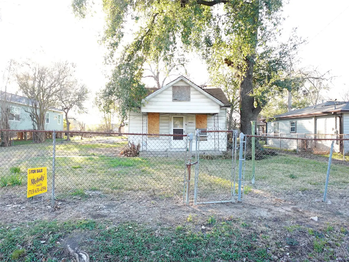 4421 Leffingwell Street, Houston, TX 77026 - Image #1