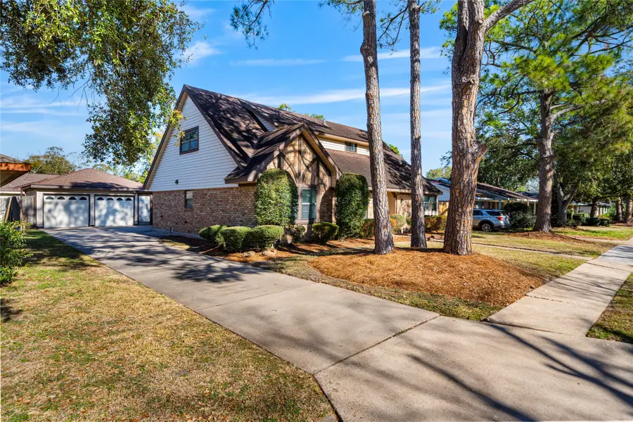 2107 N Fisher Court, Pasadena, TX 77502 - Image #3