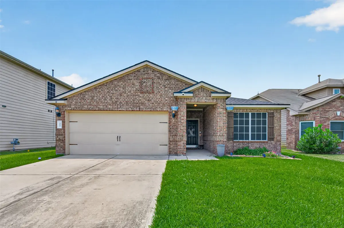 902 Marigold Road, Baytown, TX 77521 - #1