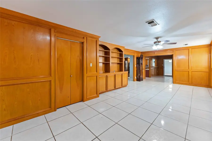 201 Midway Drive, Baytown, TX 77521 - Image #2