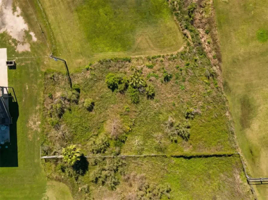 993 Gulf Road, Crystal Beach, TX 77650 - #2