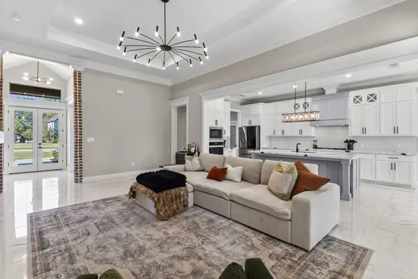 245 W Caldwood Drive, Beaumont, TX 77707