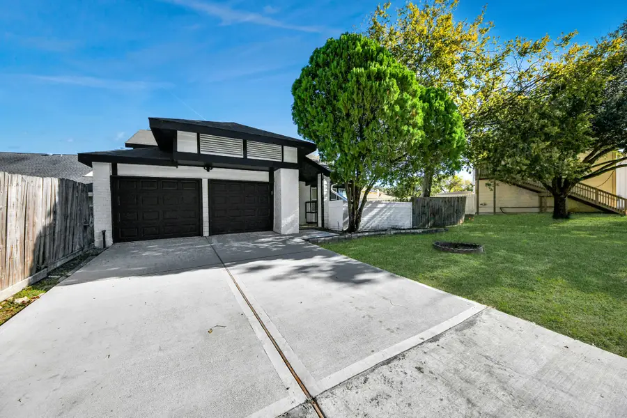 2911 Meadowgrass Lane, Houston, TX 77082 - Image #2