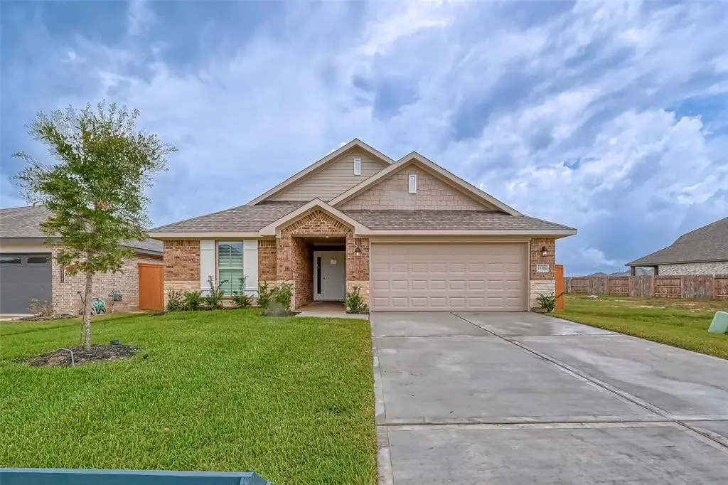 13901 Seneca Lake Drive, Texas City, TX 77568 - #1