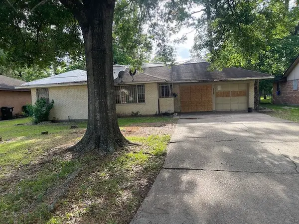 10517 Kelburn Drive, Houston, TX 77016