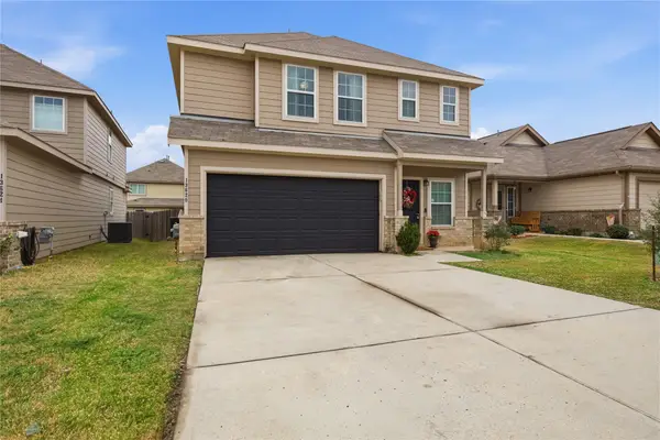 13620 Collier Park Lane, Willis, TX 77378