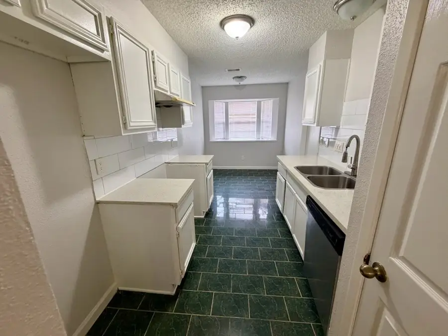 10503 Swan Glen Drive, Houston, TX 77099 - #3