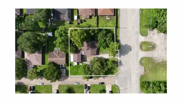 4406 Fm-646, Santa Fe, TX 77510