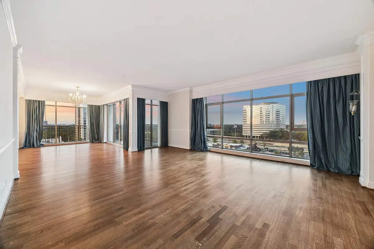 1100 Uptown Park Boulevard #102, Houston, TX 77056 - Image #1