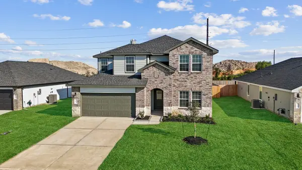 4515 Highland Oaks Court, Rosenberg, TX 77469